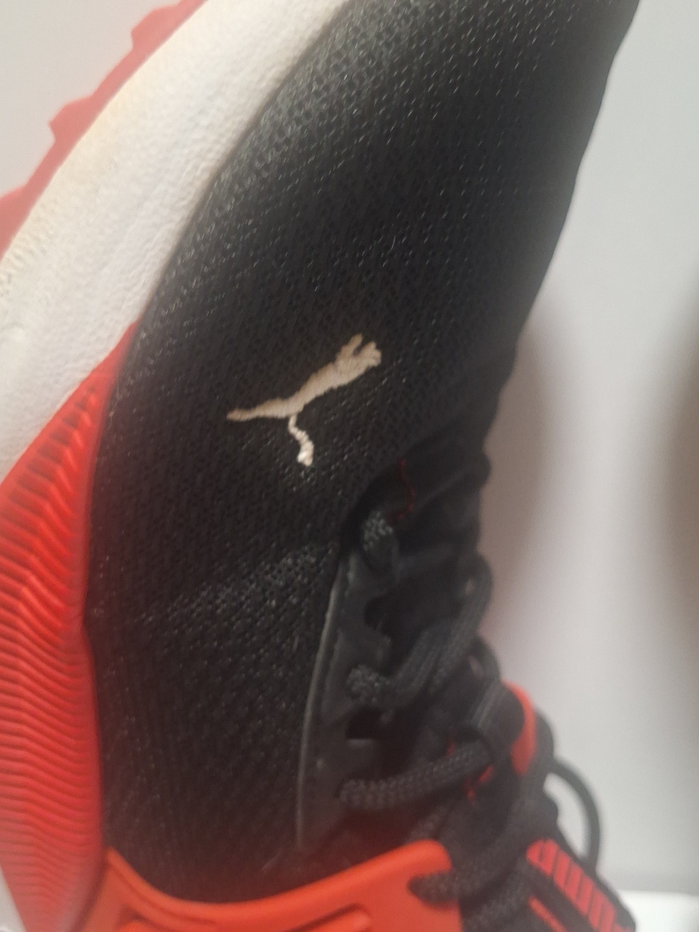Puma Black and Red Performance Running Shoes - Picture 10 of 12